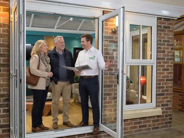 Eden Showroom Advisor & Customers